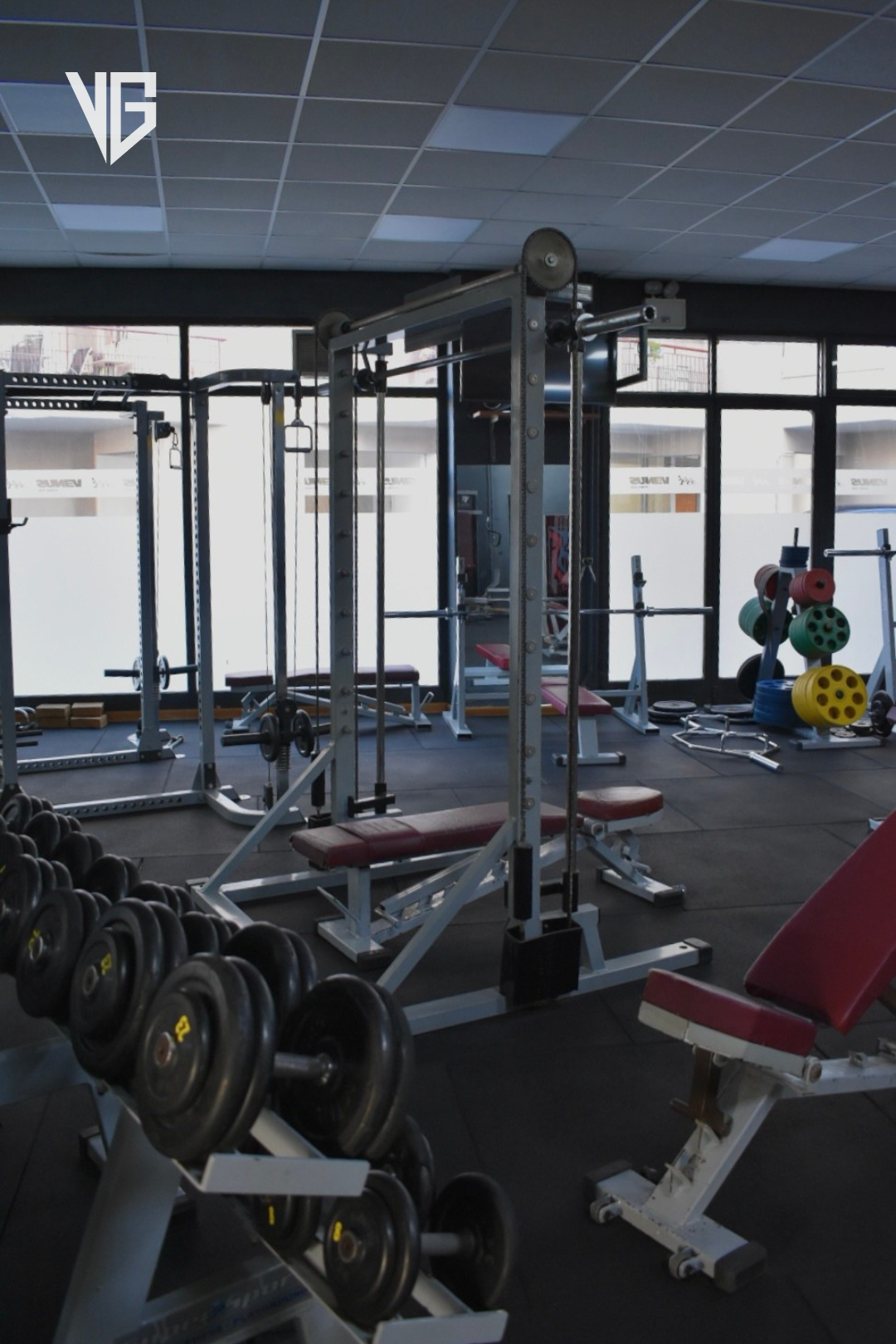 WEIGHT ROOM